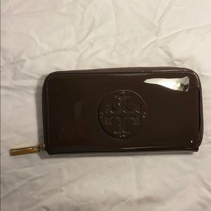 Authentic Tory Burch shiny brown wallet